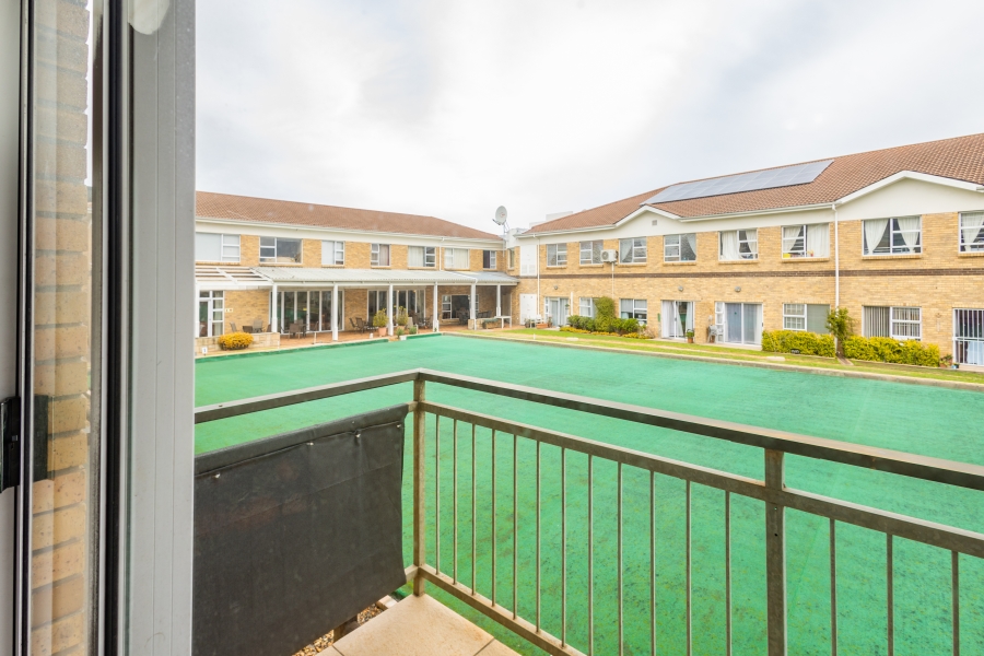 2 Bedroom Property for Sale in Welgelegen Western Cape
